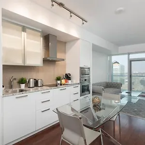 Executive 1 Bedroom - Cn Tower & City View Apartment