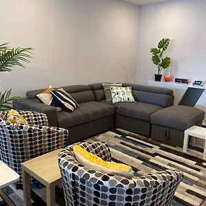 https://beautiful-and-cozy-room.calgaryhotelsearch.com
