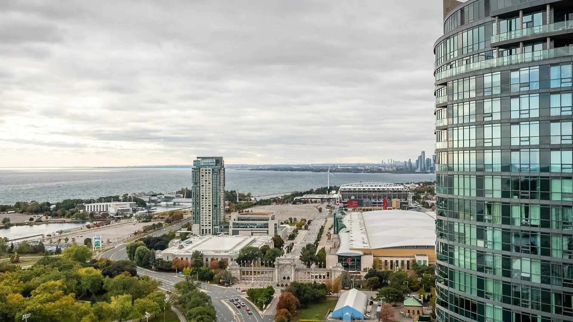 Apartment Rivetstays - The Neptune Toronto