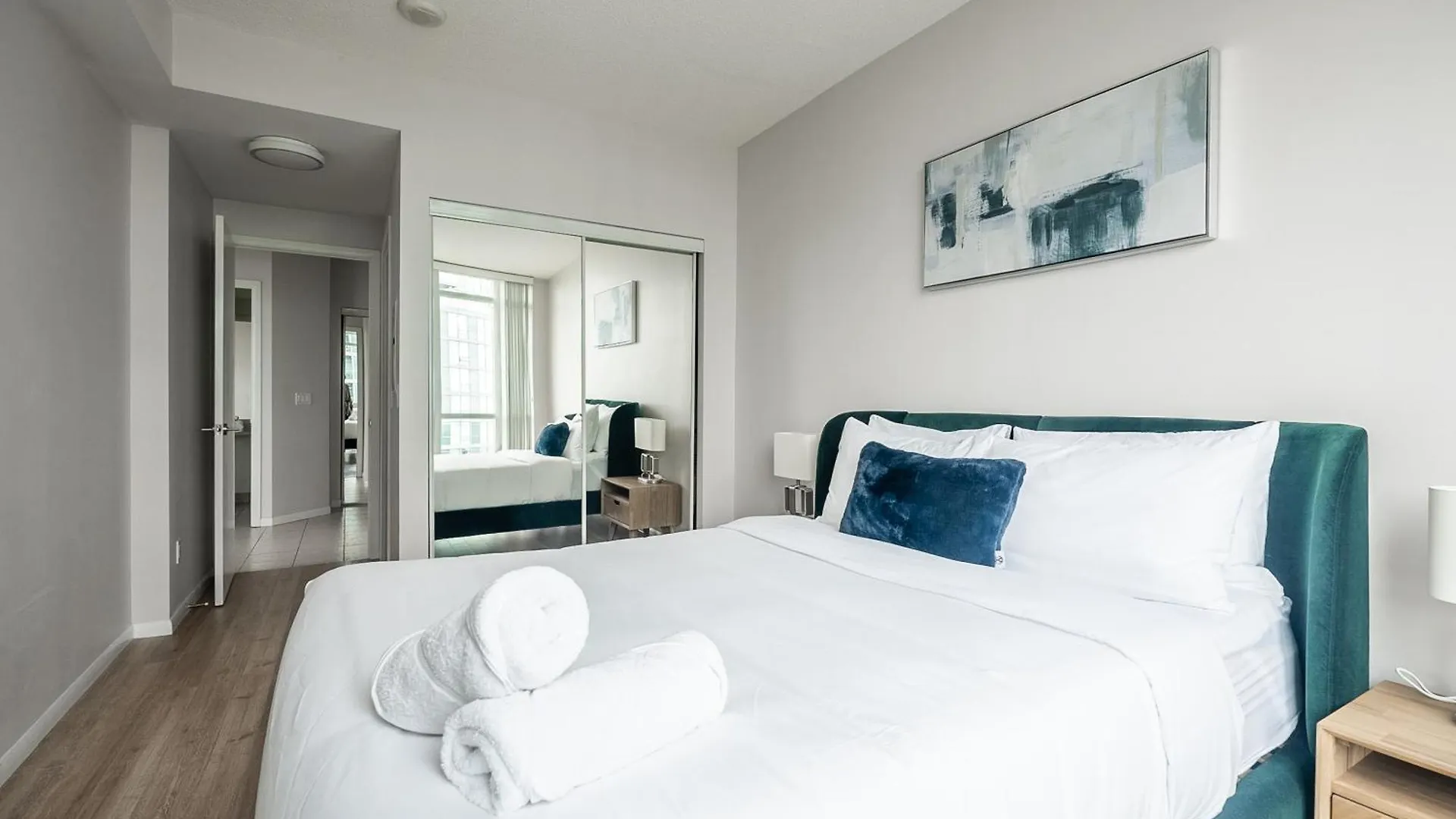 Rivetstays - The Neptune Toronto