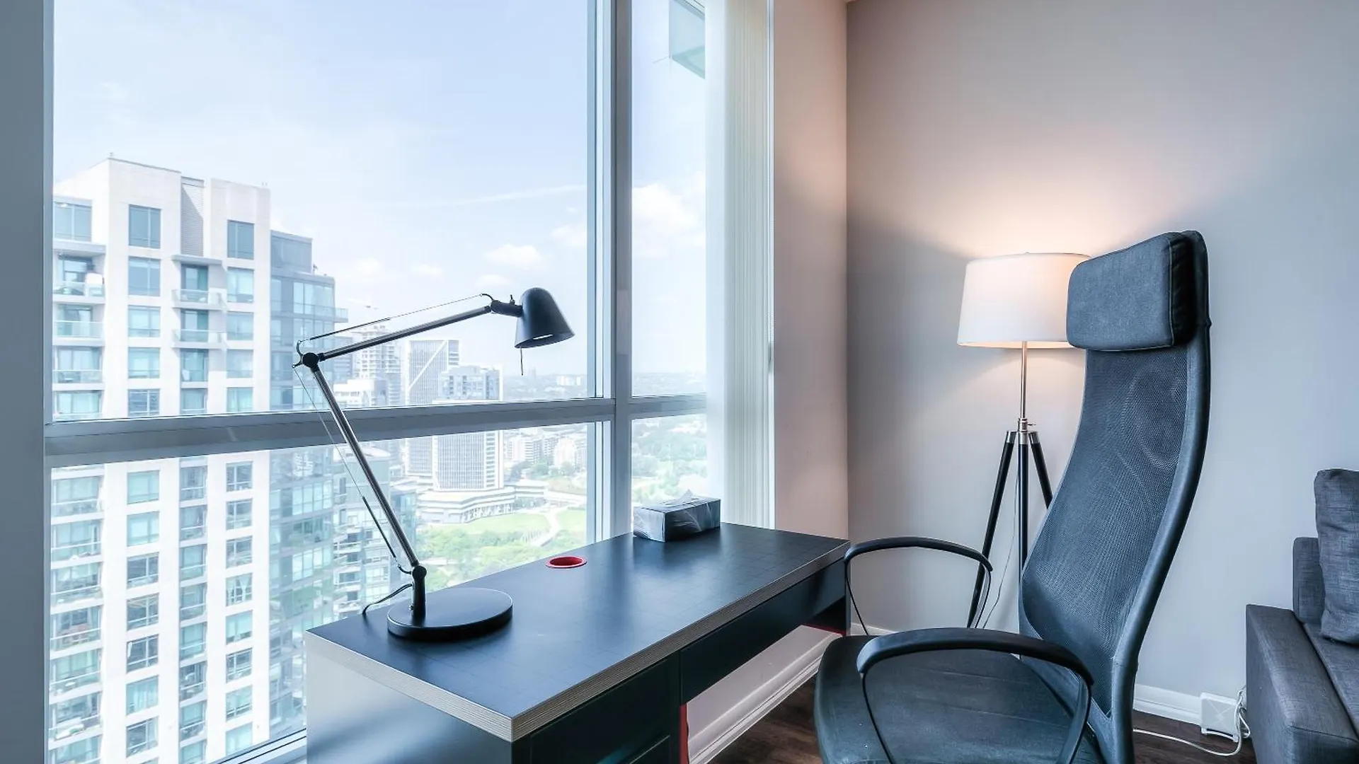 Apartment Rivetstays - The Neptune Toronto