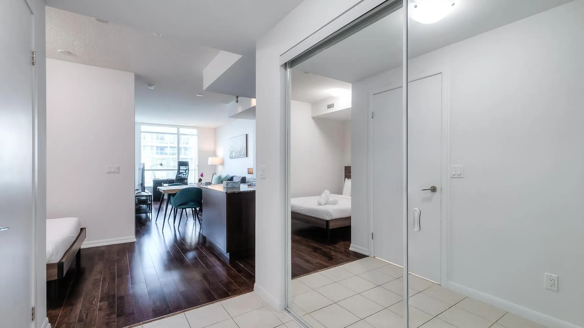 Rivetstays - The Neptune Toronto Canada