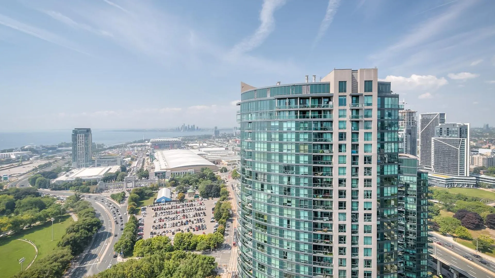 Apartment Rivetstays - The Neptune Toronto